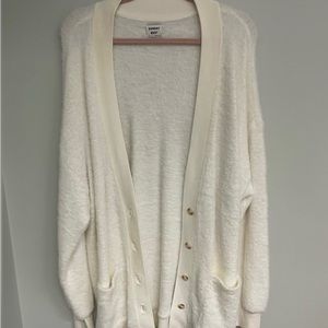 SOLD NWOT Aritzia Kitten Cardigan